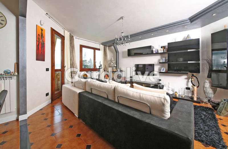 Immagine 13 di Appartamento in vendita  in Via Federico Odorici a Salò