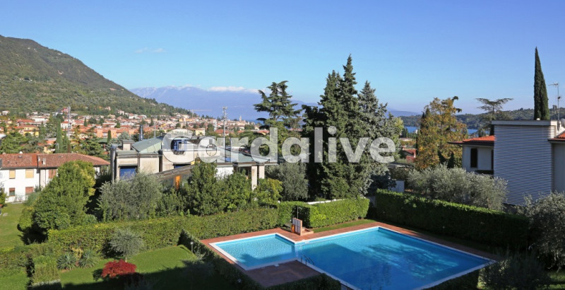 Immagine 16 di Appartamento in vendita  in Via Federico Odorici a Salò