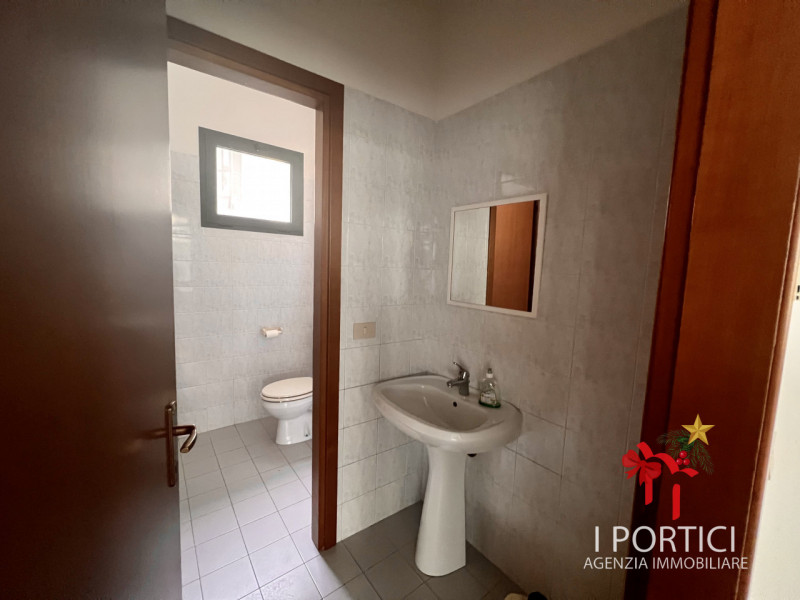 Immagine 8 di Negozio in vendita  in via Veneto a Martellago