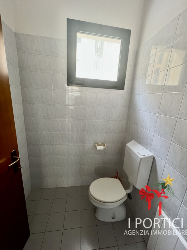 Immagine 9 di Negozio in vendita  in via Veneto a Martellago