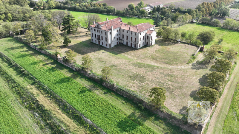 Immagine 5 di Villa in vendita  in via Cà Barbaro a Baone