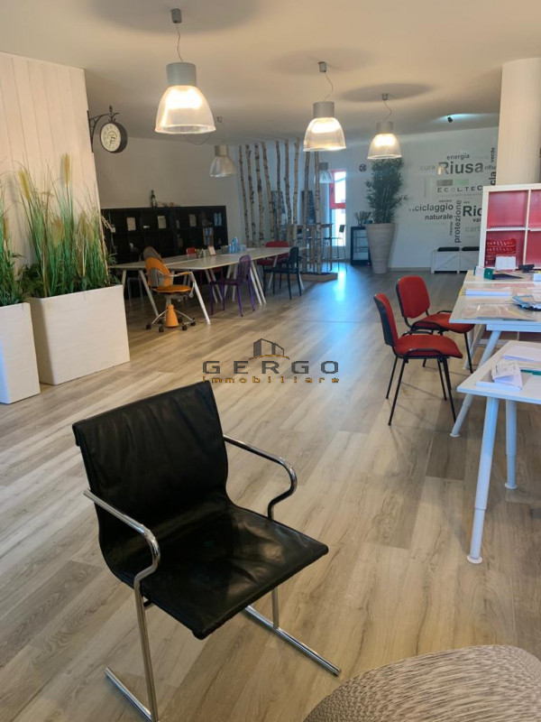 Immagine 21 di Ufficio in vendita  in Via Roma a Vedelago