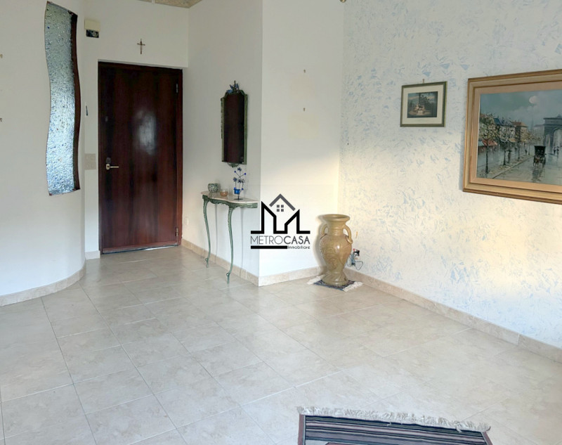 Immagine 2 di Appartamento in vendita  a Palermo