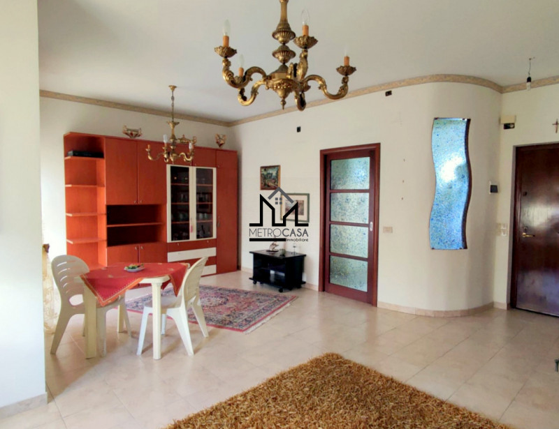 Immagine 3 di Appartamento in vendita  a Palermo