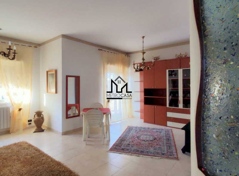 Immagine 4 di Appartamento in vendita  a Palermo