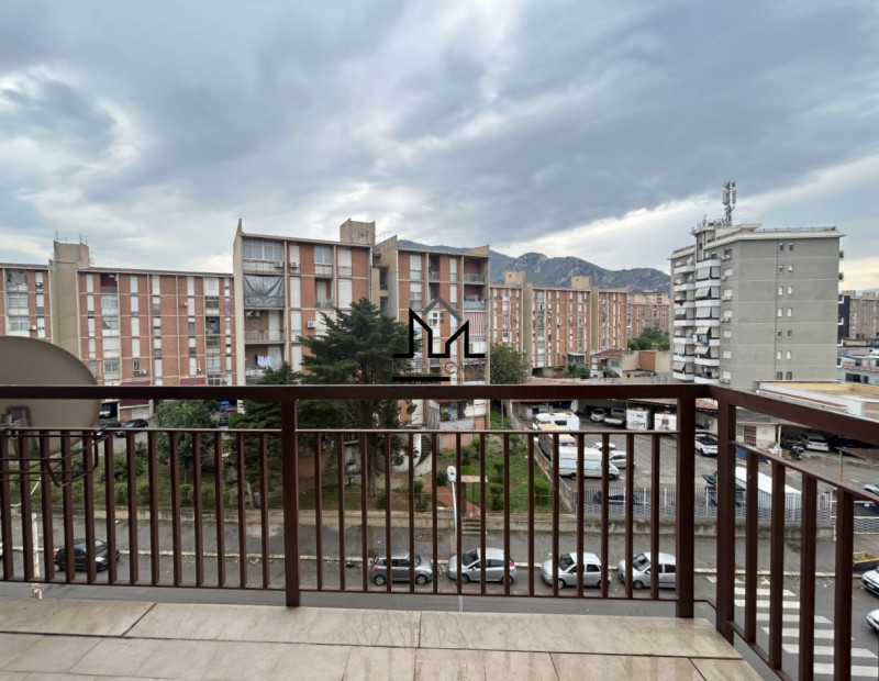 Immagine 5 di Appartamento in vendita  a Palermo
