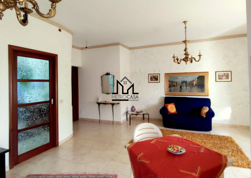 Immagine 6 di Appartamento in vendita  a Palermo