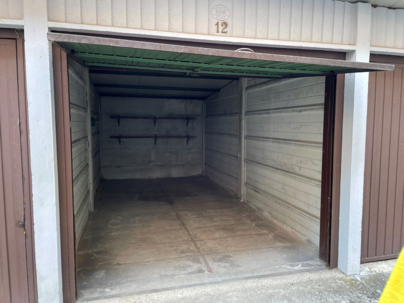 Immagine 2 di Garage in affitto  in Via Francesco Dorighello a Padova