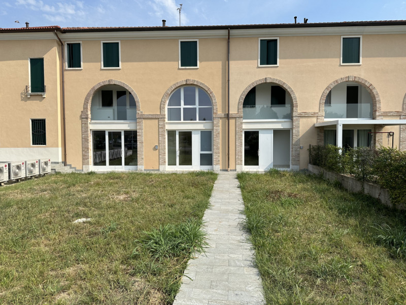 Immagine 2 di Appartamento in vendita  in Via Roma a Cervarese Santa Croce