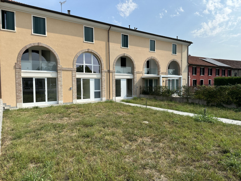 Immagine 6 di Appartamento in vendita  in Via Roma a Cervarese Santa Croce