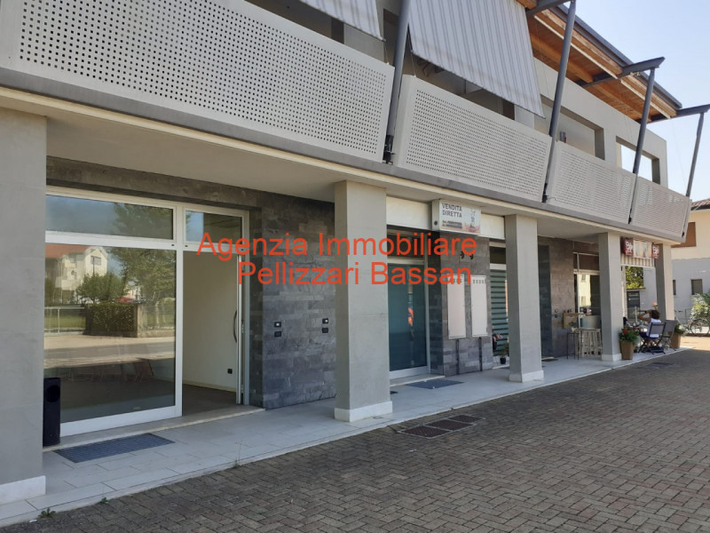 Immagine 4 di Negozio in vendita  a Povegliano