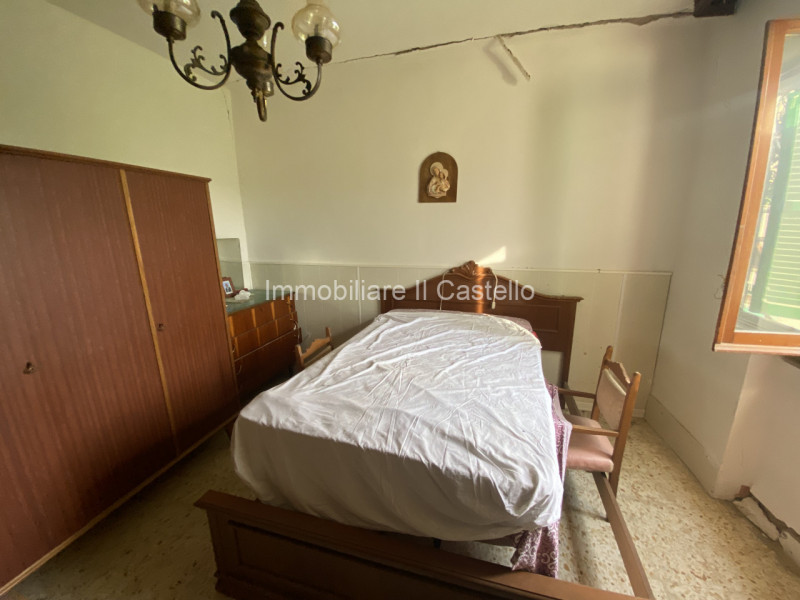 Immagine 7 di Casa indipendente in vendita  in MONGIOVINO a Panicale