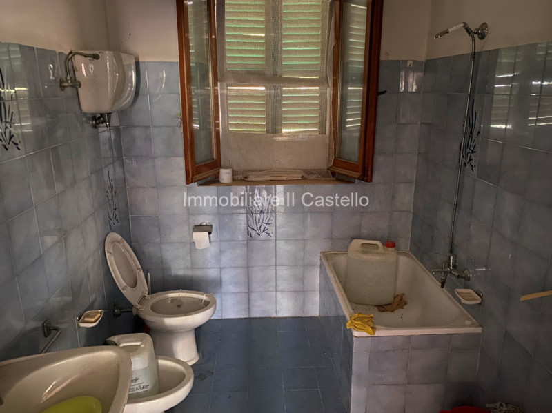 Immagine 8 di Casa indipendente in vendita  in MONGIOVINO a Panicale