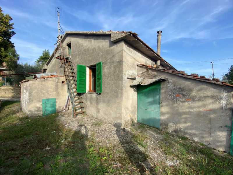 Immagine 18 di Casa indipendente in vendita  in MONGIOVINO a Panicale