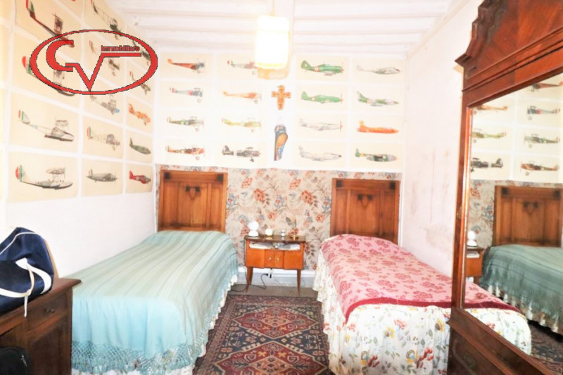 Immagine 11 di Casa indipendente in vendita  in moncioni a Montevarchi