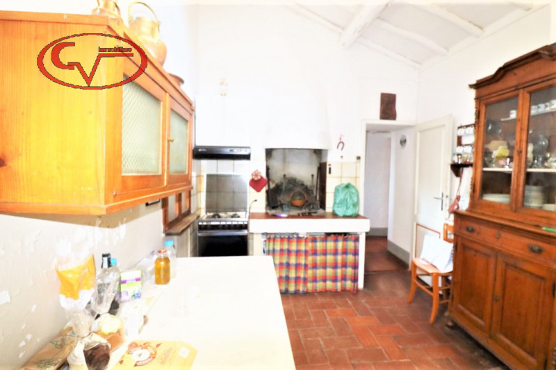 Immagine 18 di Casa indipendente in vendita  in moncioni a Montevarchi