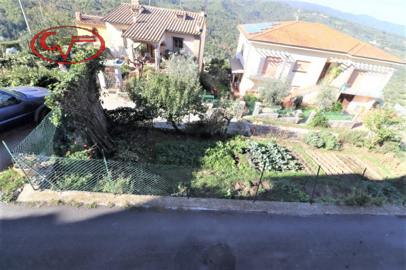 Immagine 23 di Casa indipendente in vendita  in moncioni a Montevarchi