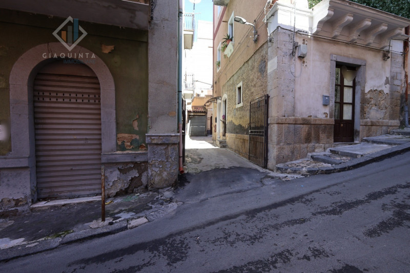 Immagine 6 di Casa indipendente in vendita  in vicolo San Giuseppe n.13 a Palagonia