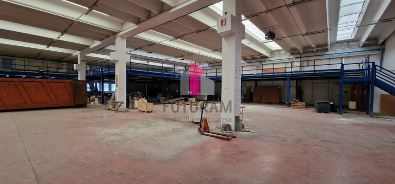 Immagine 32 di Capannone industriale in vendita  in Via A. Pacinotti, 11, 36066 Sandrigo VI a Dueville