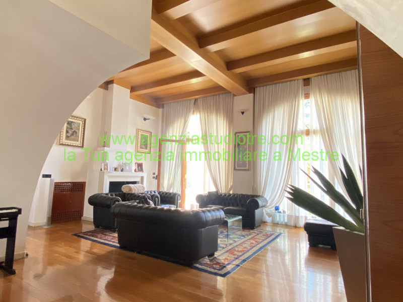 Immagine 10 di Casa indipendente in vendita  in via Terraglio a Mogliano Veneto