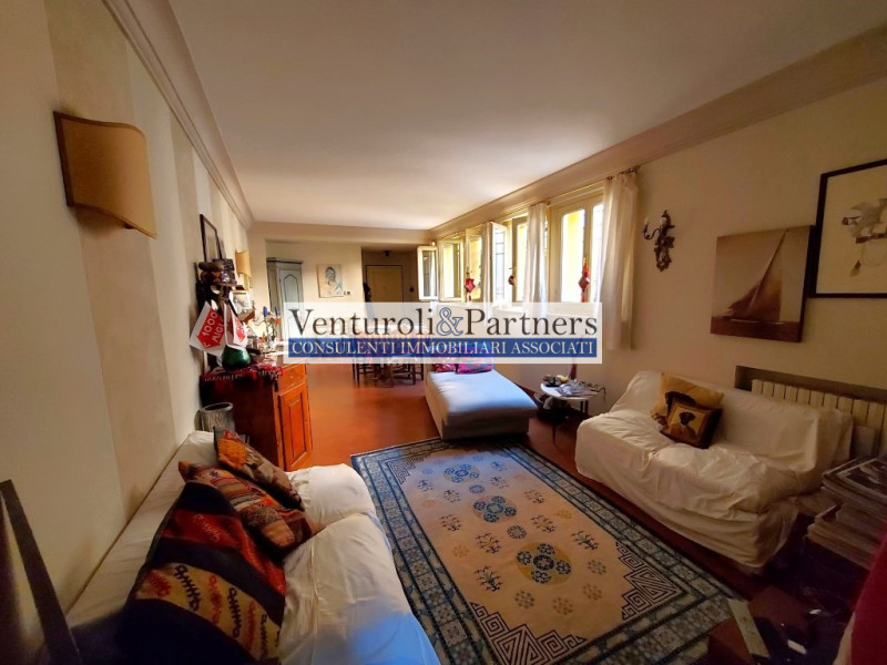 Immagine 2 di Appartamento in vendita  in piazza vittoria a Brescia