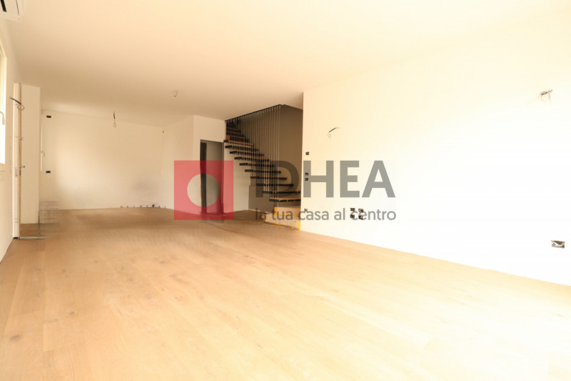 Immagine 2 di Casa bifamiliare in vendita  a Treviso