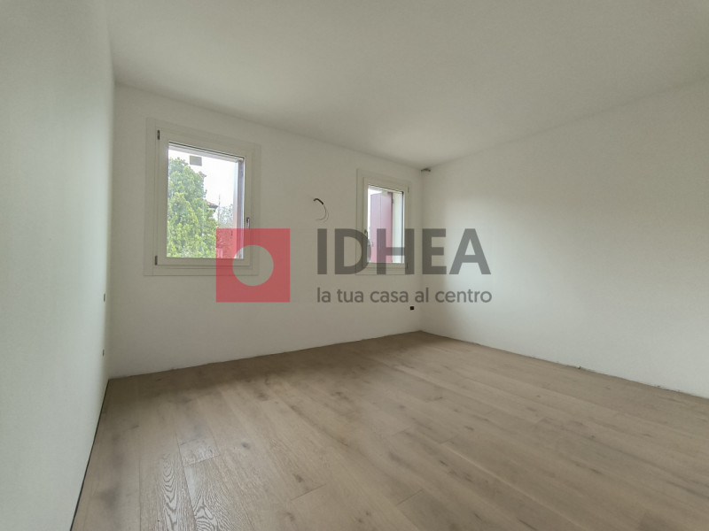 Immagine 7 di Casa bifamiliare in vendita  a Treviso