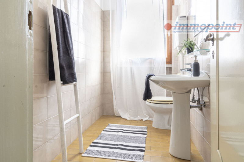 Immagine 12 di Appartamento in vendita  a Bassano Del Grappa