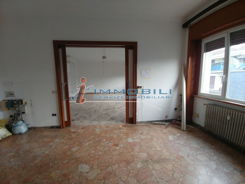 Immagine 14 di Ufficio in affitto  in VIA GALLARATE a Milano