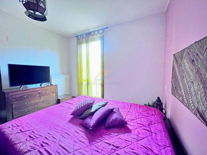 Immagine 21 di Villetta a schiera in vendita  in Via Grezze a Desenzano Del Garda