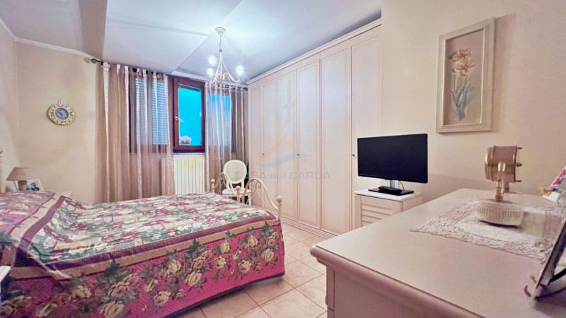 Immagine 24 di Villetta a schiera in vendita  in Via Grezze a Desenzano Del Garda