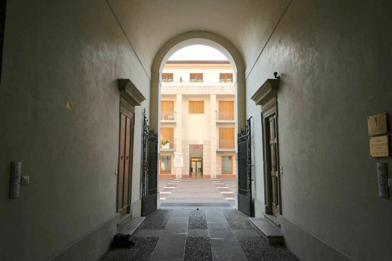 Immagine 7 di Attico in vendita  in contrà porti a Vicenza