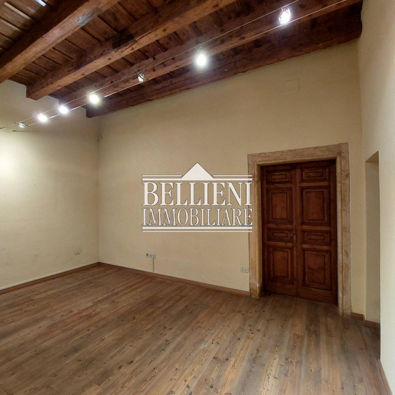 Immagine 2 di Ufficio in affitto  in Ponte degli Angeli a Vicenza