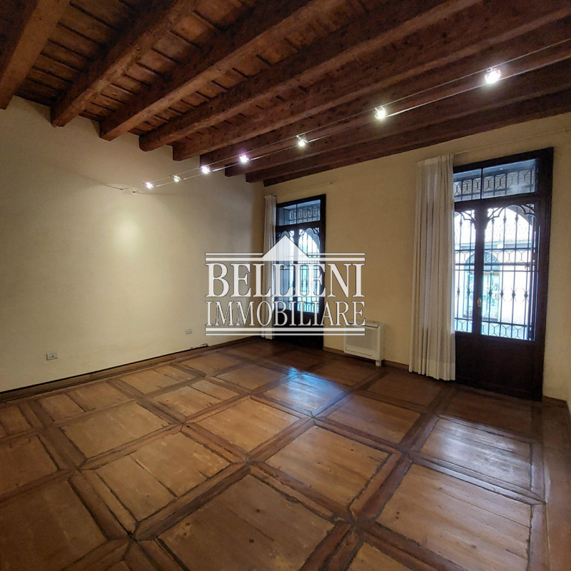 Immagine 3 di Ufficio in affitto  in Ponte degli Angeli a Vicenza