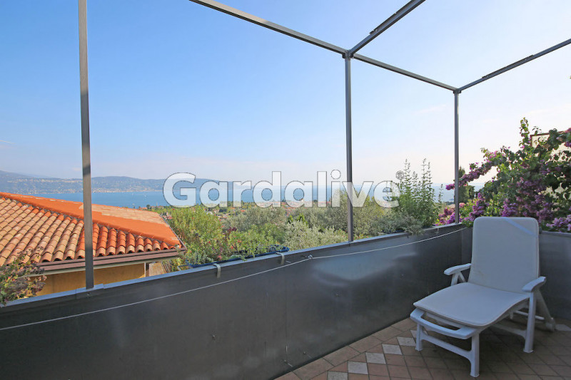 Immagine 5 di Casa bifamiliare in vendita  in Via Sant'Ambroggio 9 a Toscolano-Maderno