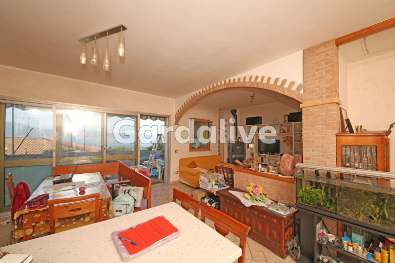 Immagine 6 di Casa bifamiliare in vendita  in Via Sant'Ambroggio 9 a Toscolano-Maderno