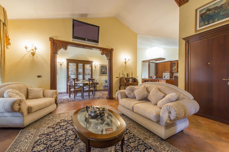 Immagine 17 di Villa in vendita  in via aurelio milloss 14 a Roma