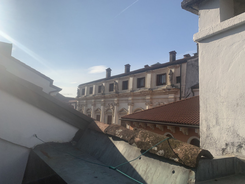 Immagine 20 di Appartamento in vendita  in contrà Zanella a Vicenza