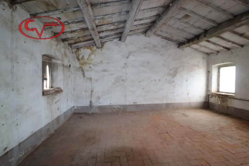 Immagine 9 di Rustico / casale in vendita  in via vespucci a Montevarchi