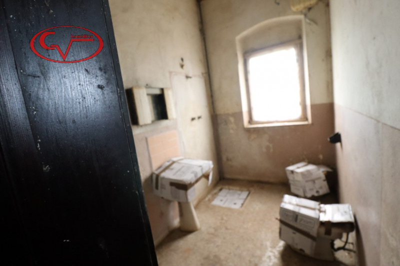 Immagine 16 di Rustico / casale in vendita  in via vespucci a Montevarchi