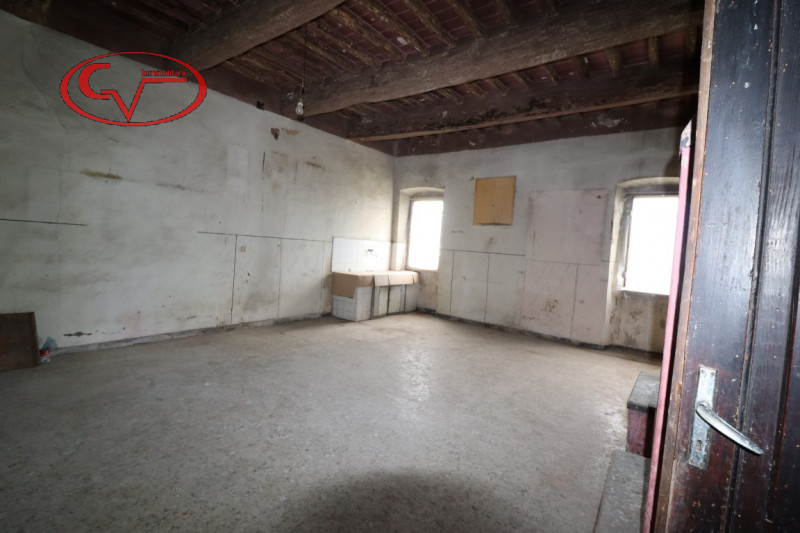 Immagine 18 di Rustico / casale in vendita  in via vespucci a Montevarchi