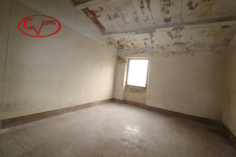 Immagine 19 di Rustico / casale in vendita  in via vespucci a Montevarchi