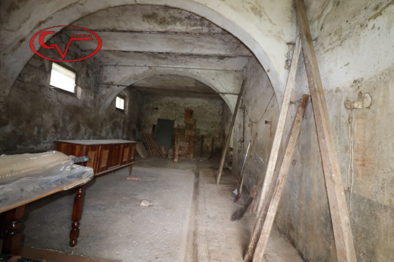 Immagine 22 di Rustico / casale in vendita  in via vespucci a Montevarchi