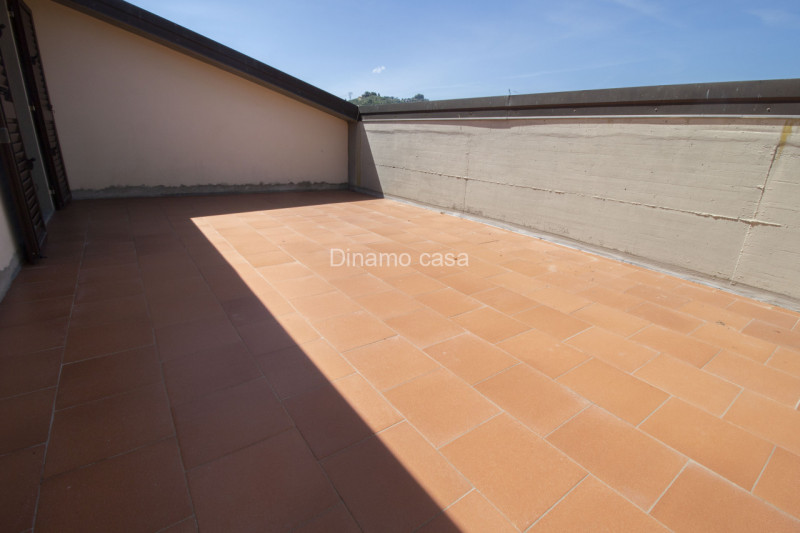 Immagine 20 di Villetta a schiera in vendita  a Carmignano