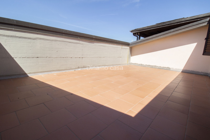 Immagine 22 di Villetta a schiera in vendita  a Carmignano