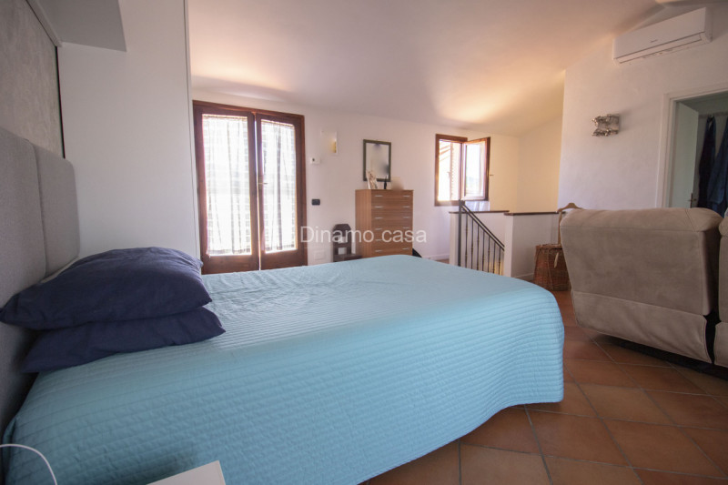 Immagine 27 di Villetta a schiera in vendita  a Carmignano