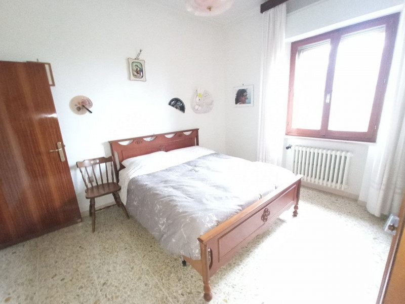 Immagine 15 di Casa indipendente in vendita  in Via Roma a Castiglione Del Lago