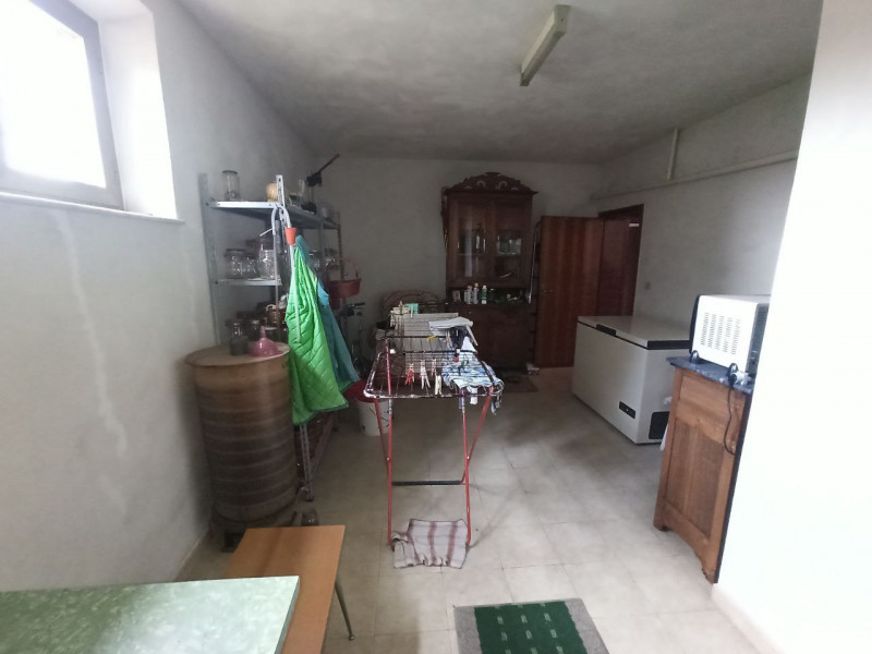 Immagine 21 di Casa indipendente in vendita  in Via Roma a Castiglione Del Lago