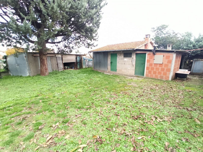 Immagine 23 di Casa indipendente in vendita  in Via Roma a Castiglione Del Lago