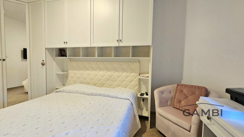 Immagine 12 di Appartamento in vendita  a Calenzano